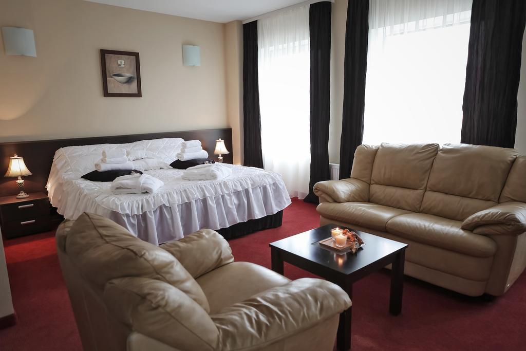 Hotel Palma Mažeikiai Eksteriør billede