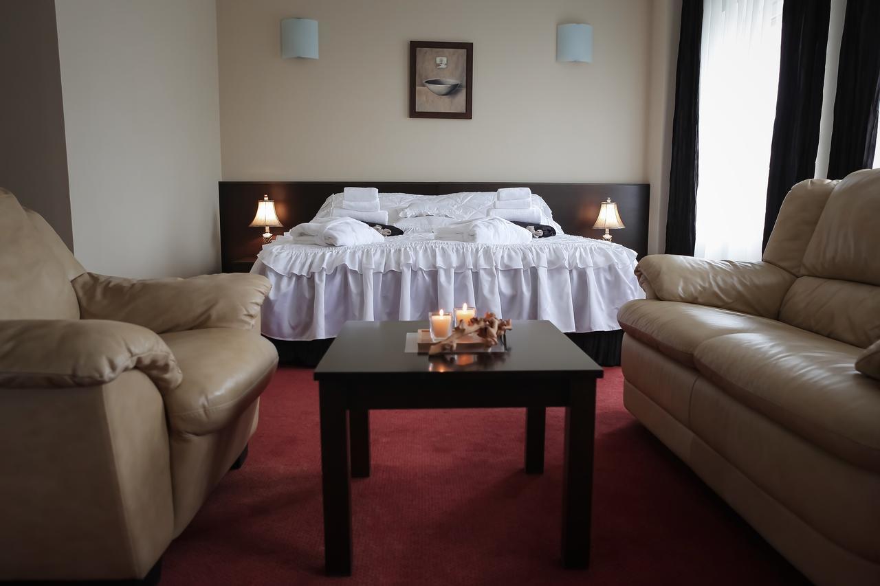 Hotel Palma Mažeikiai Eksteriør billede